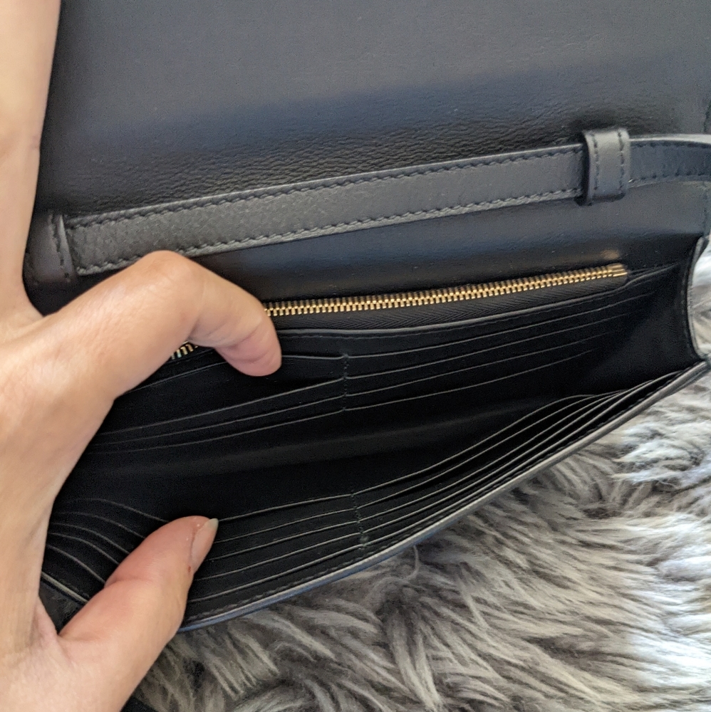 Gucci Wallet On Chain. - Picture 4 of 13